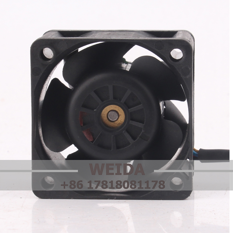Ventilador de Refrigeración pa - Case Fan Controller reseña y precio